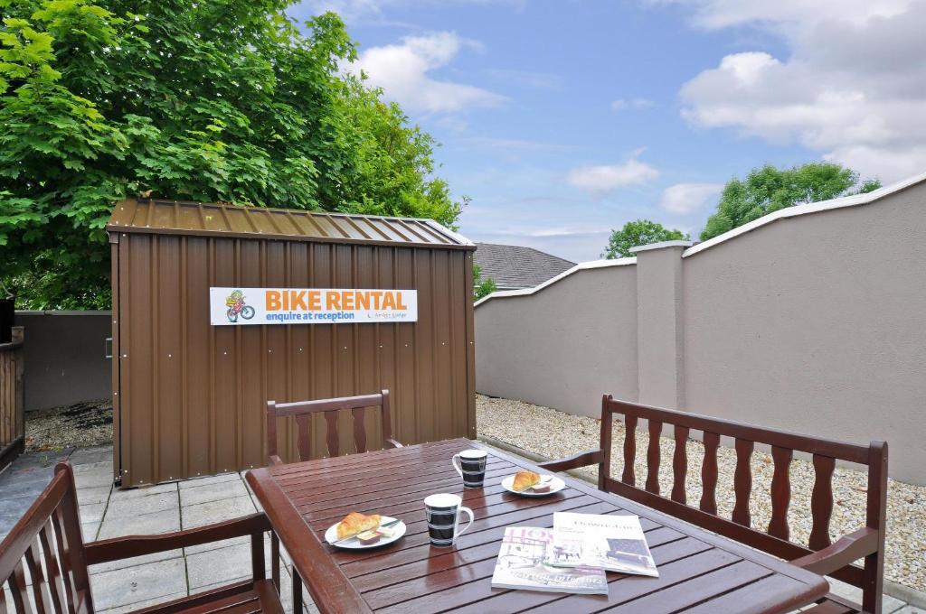 Amber Lodge Budget Accommodation גלוואיי מראה חיצוני תמונה