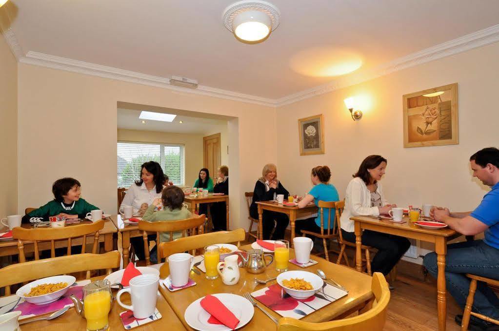 Amber Lodge Budget Accommodation גלוואיי מראה חיצוני תמונה